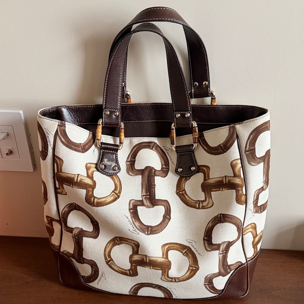 Gucci Beige and Brown Patterned Tote - Picture 3 of 9
